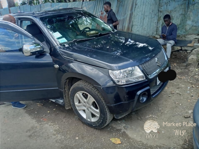 Car for sell used it is urgent Suzuki grand vitara automatic