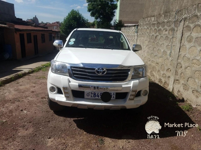 TOYOTA  hilux D4D engine