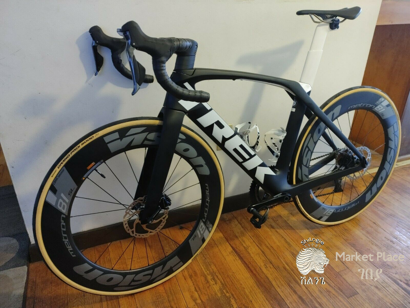 2020 Trek madone SLR 6,Spd 