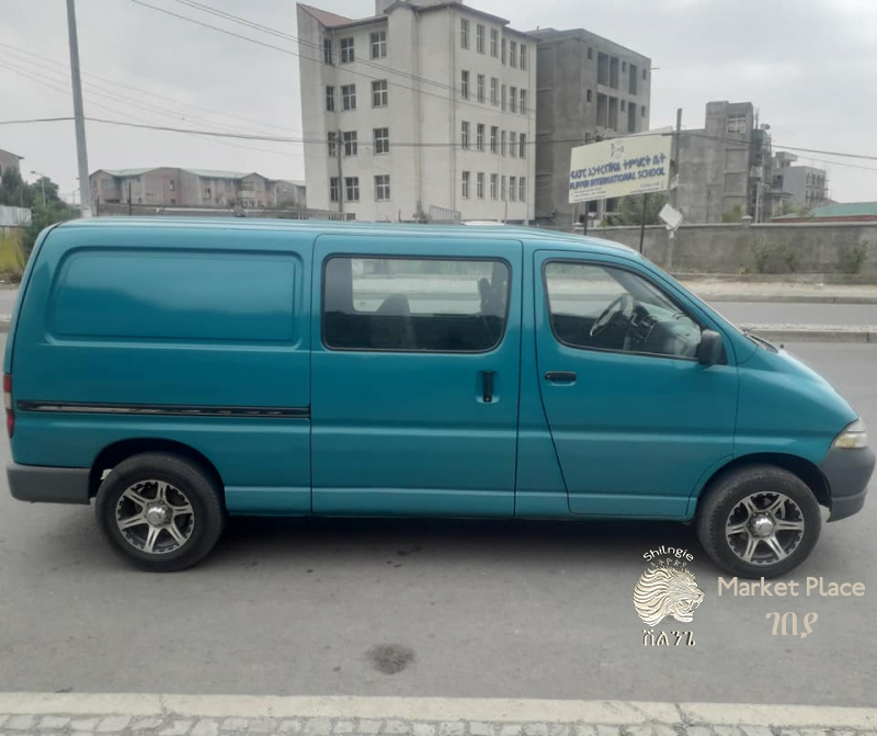 Toyota dolphine half van