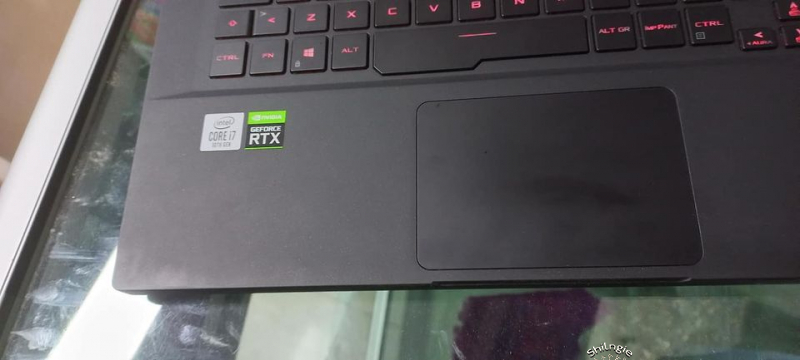 ASUS ROG zephyrus G15