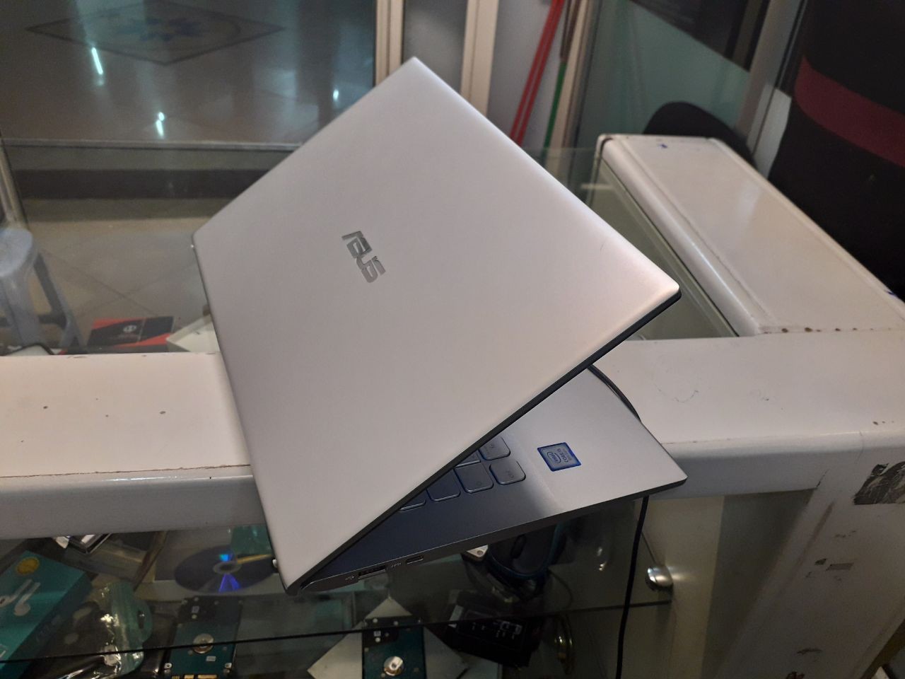 Brand New Asus