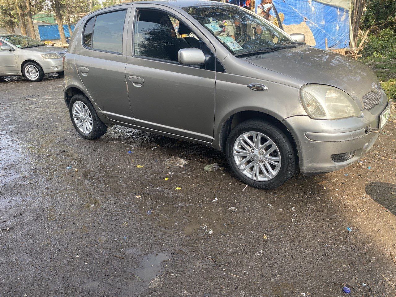 Vitz Yaris for sale