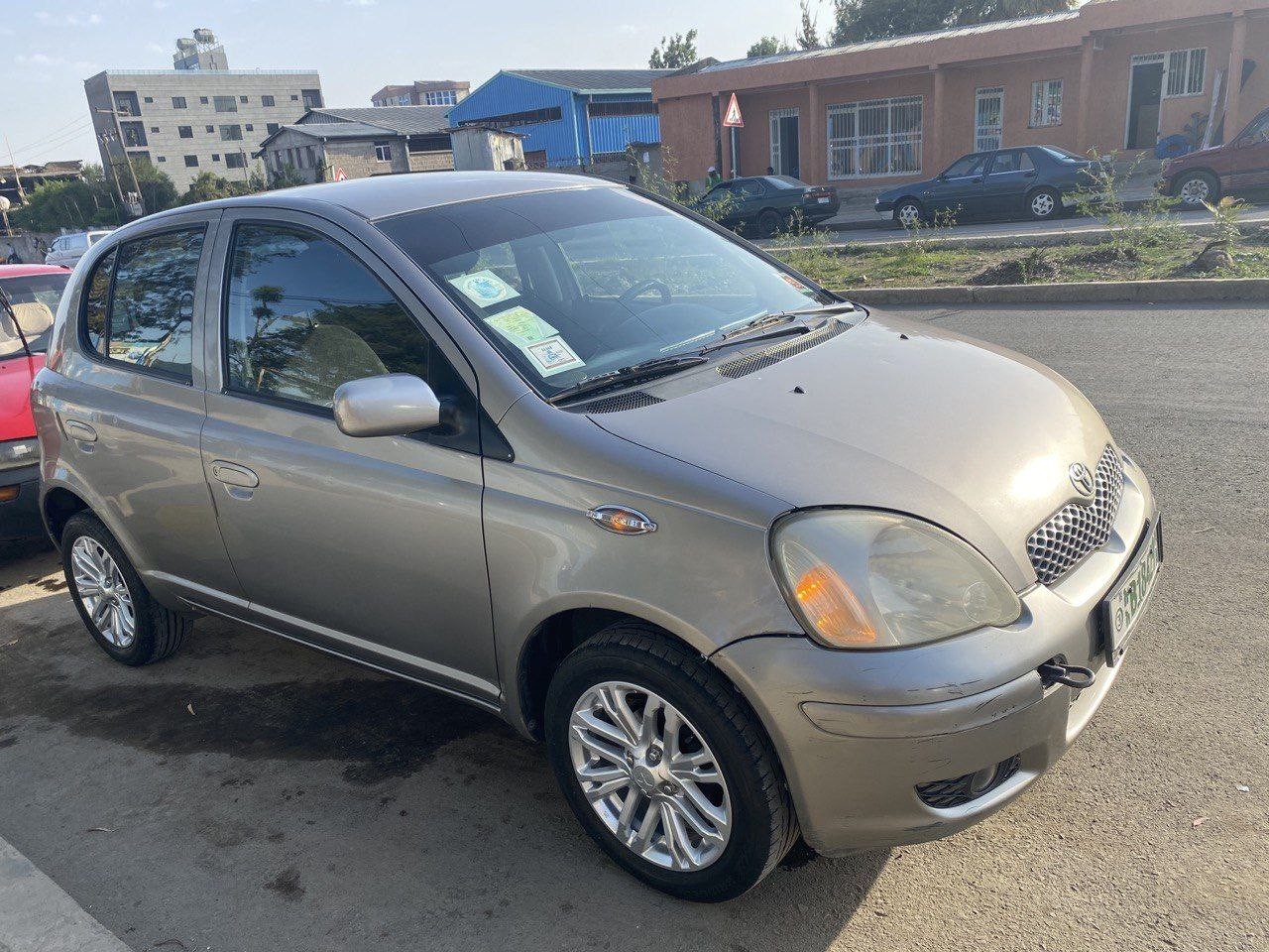 Vitz Yaris for sale