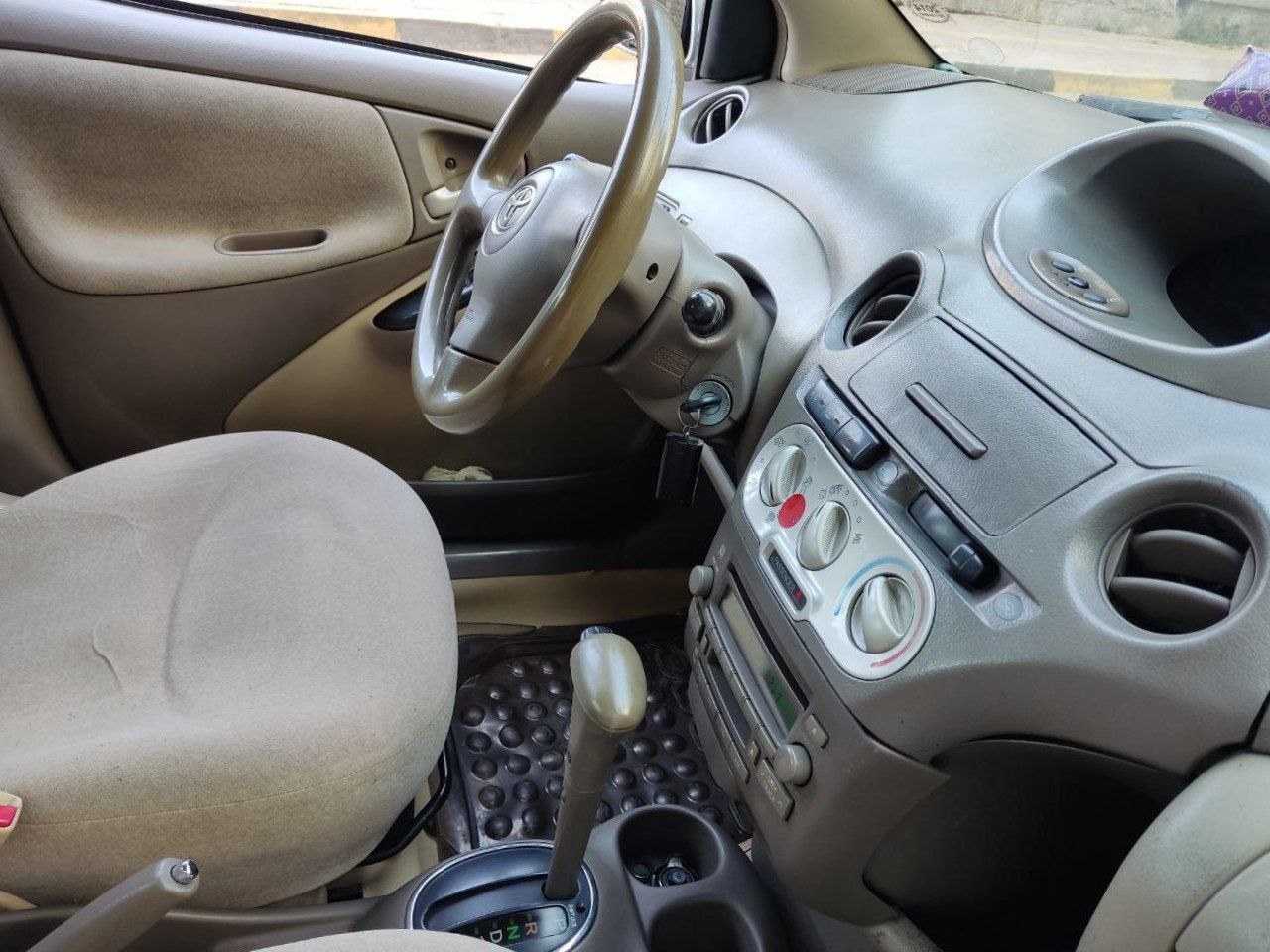 Toyota Platz 2005 Very Excellent and Clean Sedan Car for Sale 