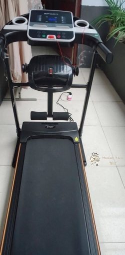 Brand new treadmill