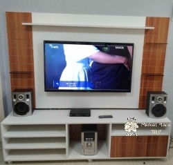 áˆáˆ­áŠ’á‰¸áˆ­ Tv stand