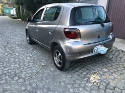 Toyota vitz   2001 model(Real)