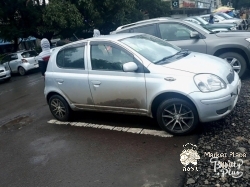 Toyota vitz   2004 model(Real)