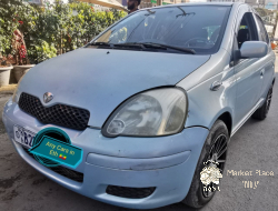 TOYOTA VITZ 2004