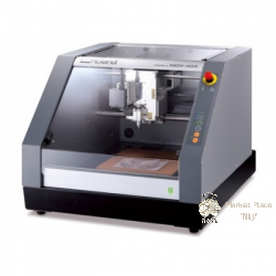 Roland MDX-40A Benchtop CNC Mill (HARISEFENDI)