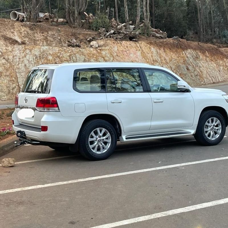 Toyota Land Cruiser for sell